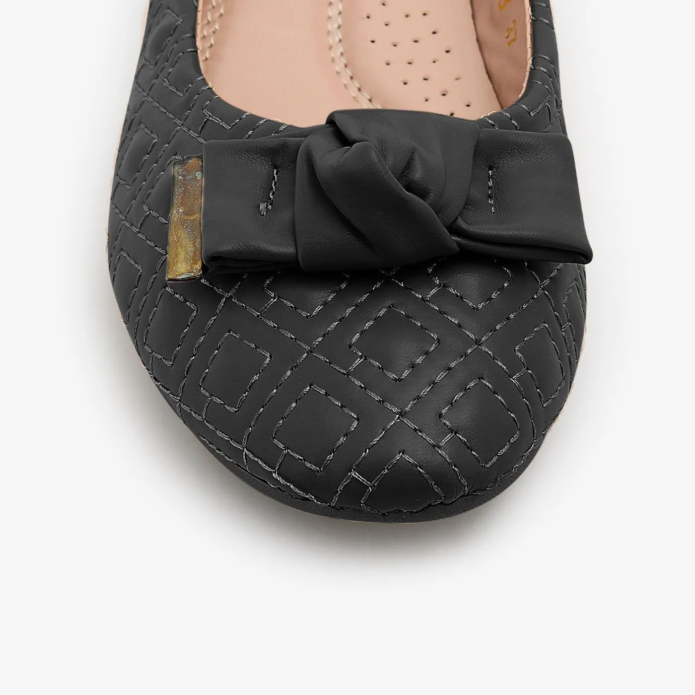 Bowed Ladies Pumps