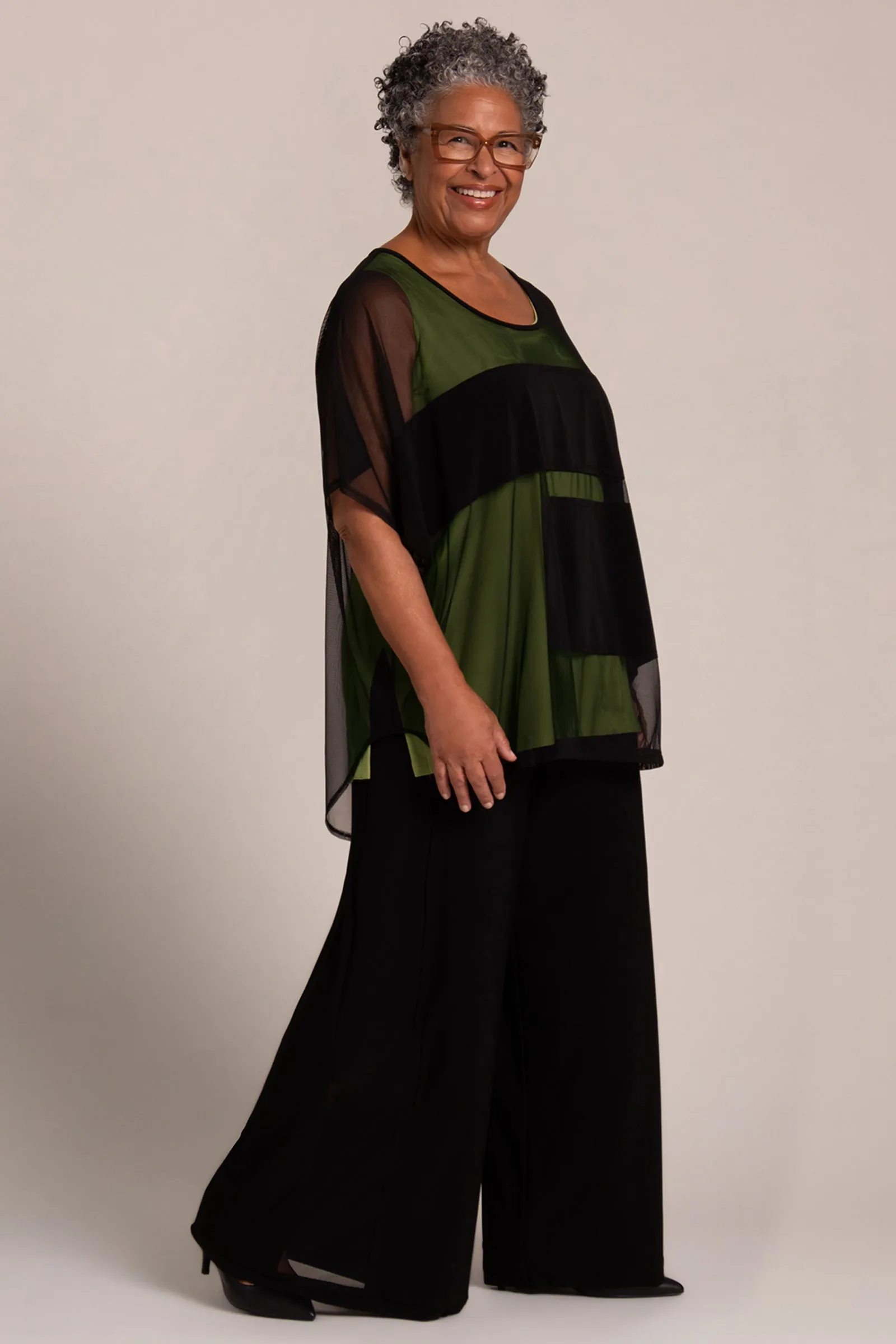 Fusion Split Back Tunic | Black