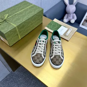 GG TENNIS 1977 TRAINER LIGHT BROWN CANVAS WITH BLACK TRIM