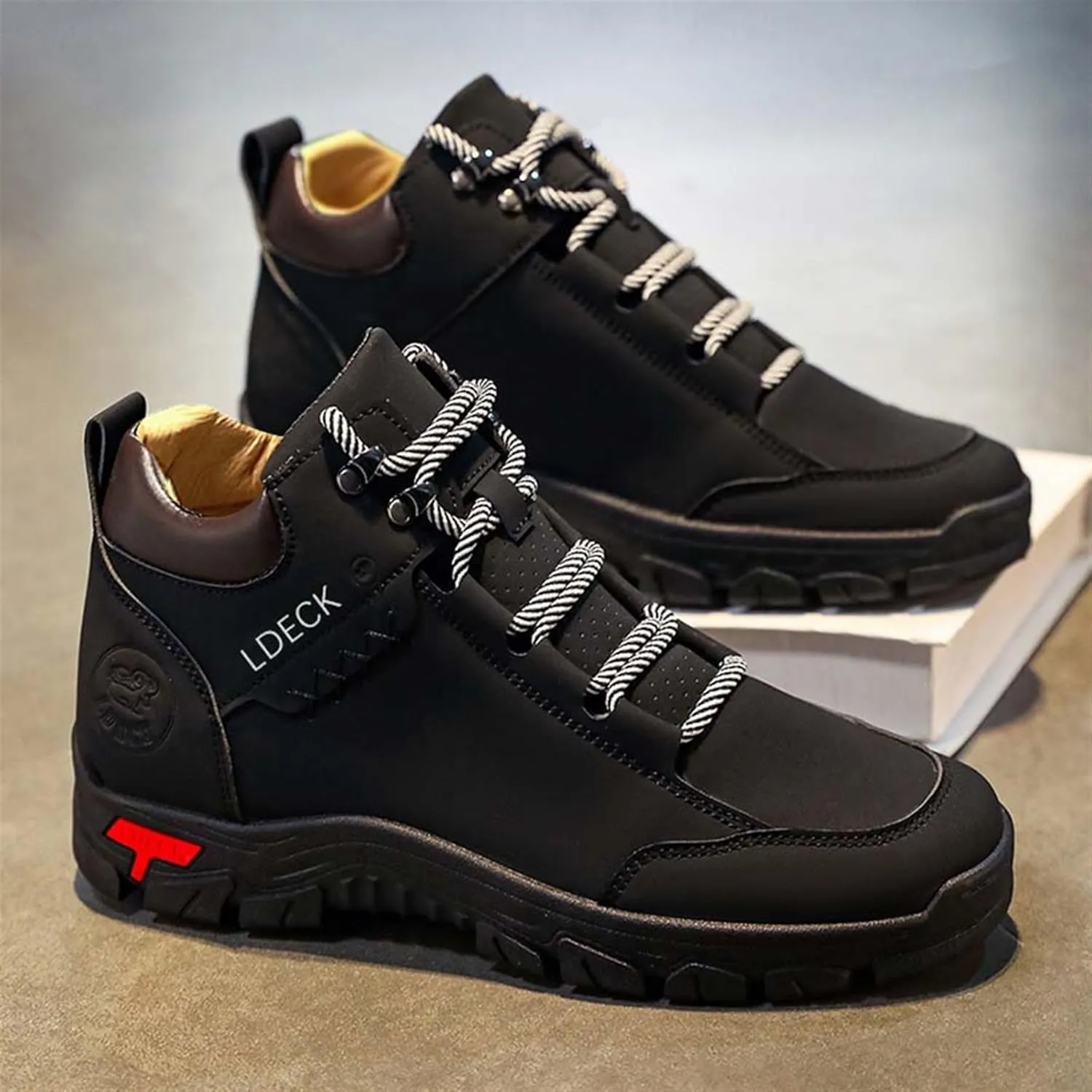 Mens Outdoor Lightweight Hiking Shoes Waterproof Trailing Trekking Breathable Walking Shoes Non Slip Comfortable Lace Up Sneakers Round Toe Arch Support Running Sports Shoes
