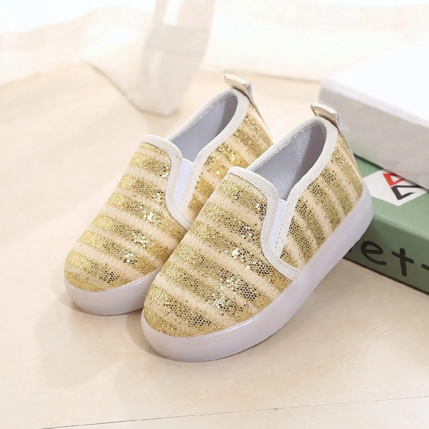 Toddler Girls Canvas Shoes Glitter Slip On Sneakers Light Up Shoes Casual Loafers for Infant Toddler Tennis Shoes